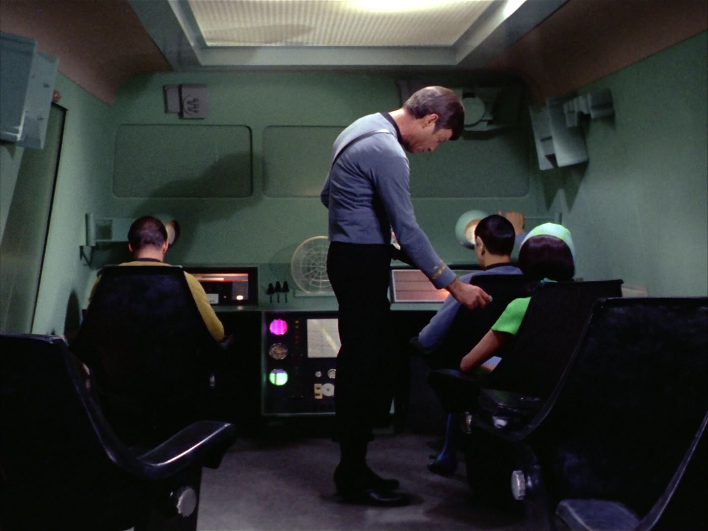 ariane179254_StarTrek_2x09_Metamorphosis_0013.jpg