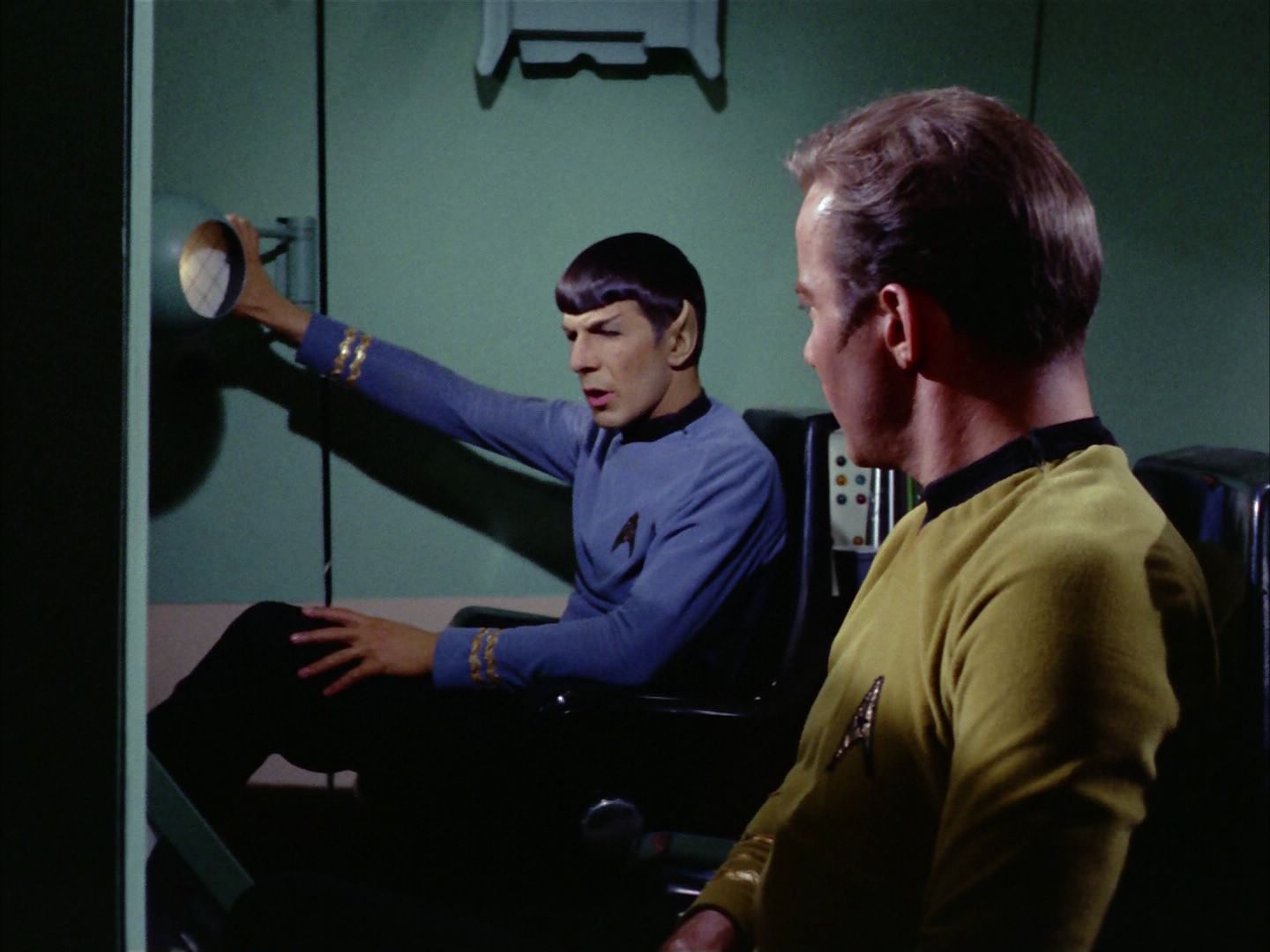 ariane179254_StarTrek_2x09_Metamorphosis_0019.jpg
