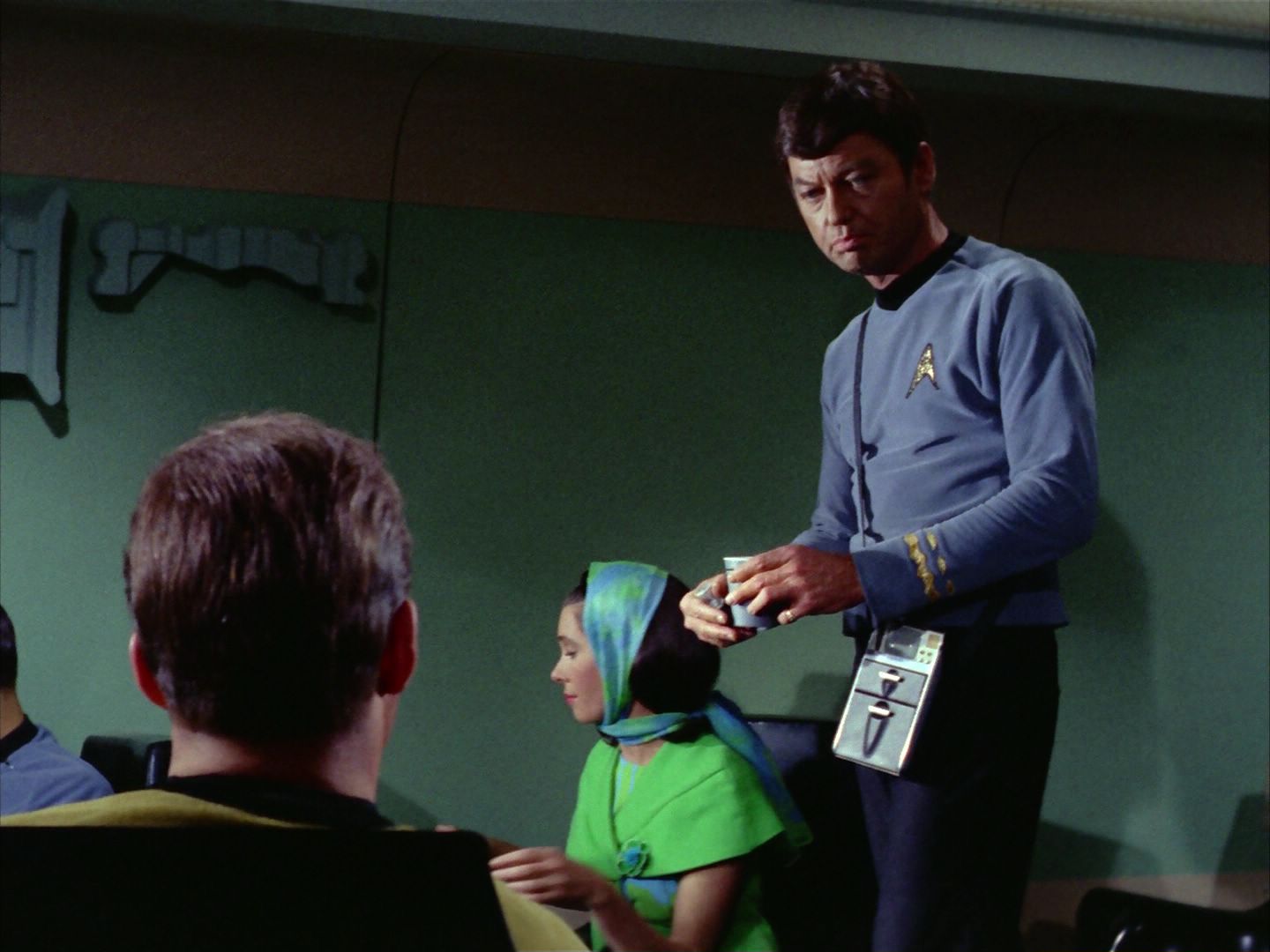ariane179254_StarTrek_2x09_Metamorphosis_0036.jpg
