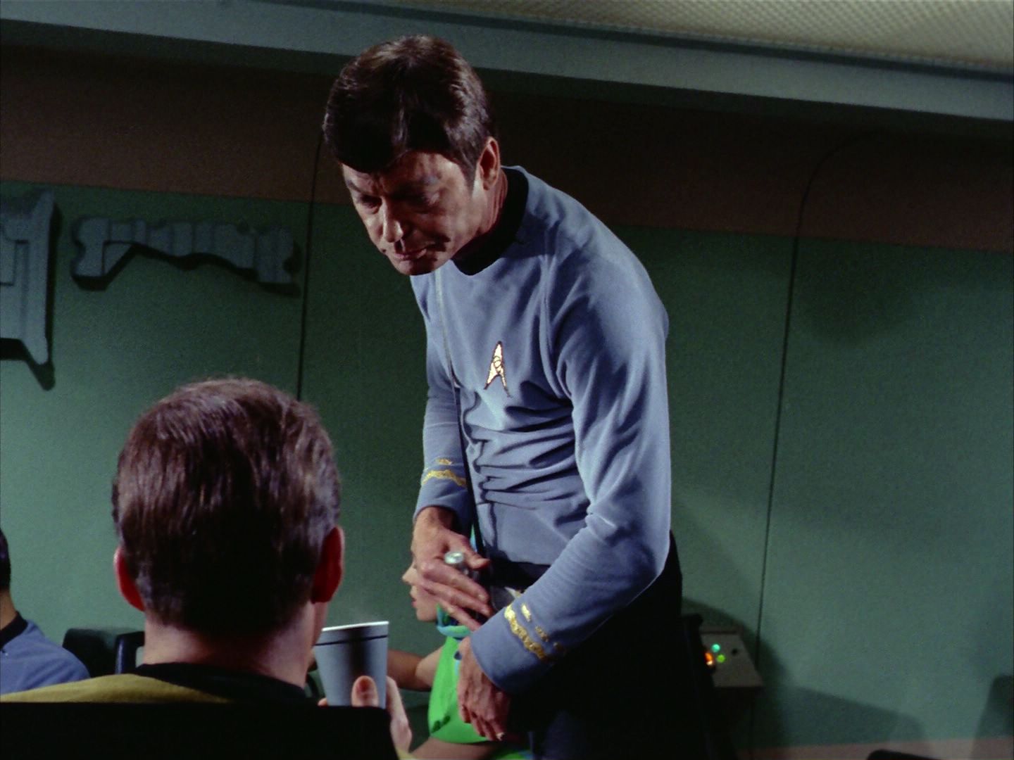 ariane179254_StarTrek_2x09_Metamorphosis_0040.jpg