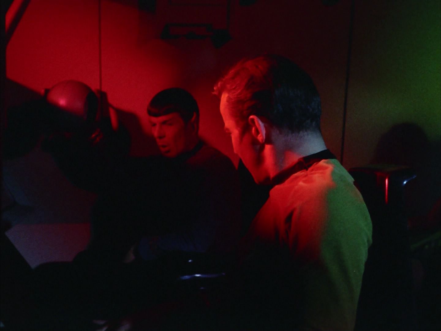 ariane179254_StarTrek_2x09_Metamorphosis_0188.jpg