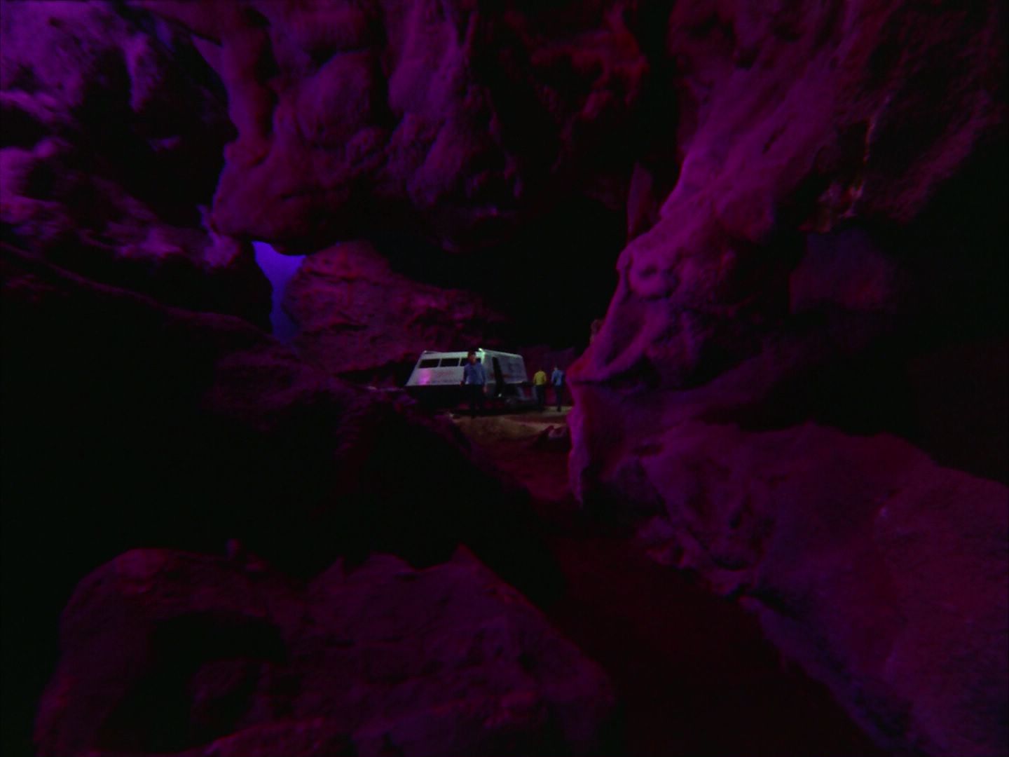 ariane179254_StarTrek_2x09_Metamorphosis_0379.jpg