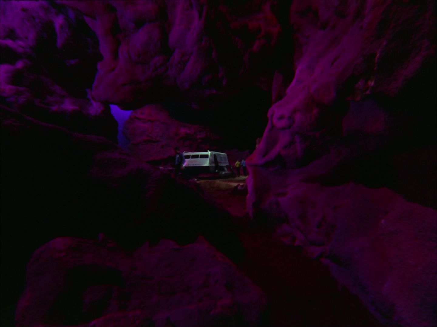 ariane179254_StarTrek_2x09_Metamorphosis_0382.jpg