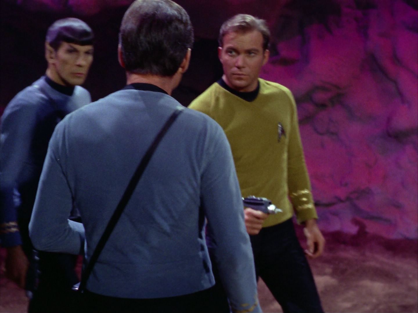 ariane179254_StarTrek_2x09_Metamorphosis_0418.jpg