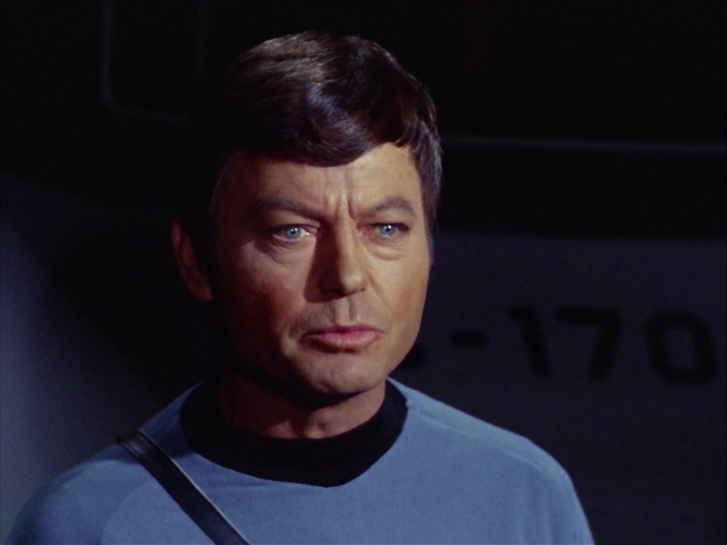 ariane179254_StarTrek_2x09_Metamorphosis_0434.jpg