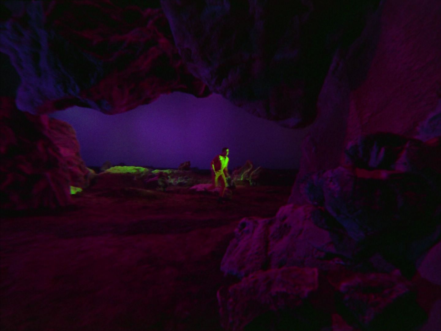 ariane179254_StarTrek_2x09_Metamorphosis_0451.jpg