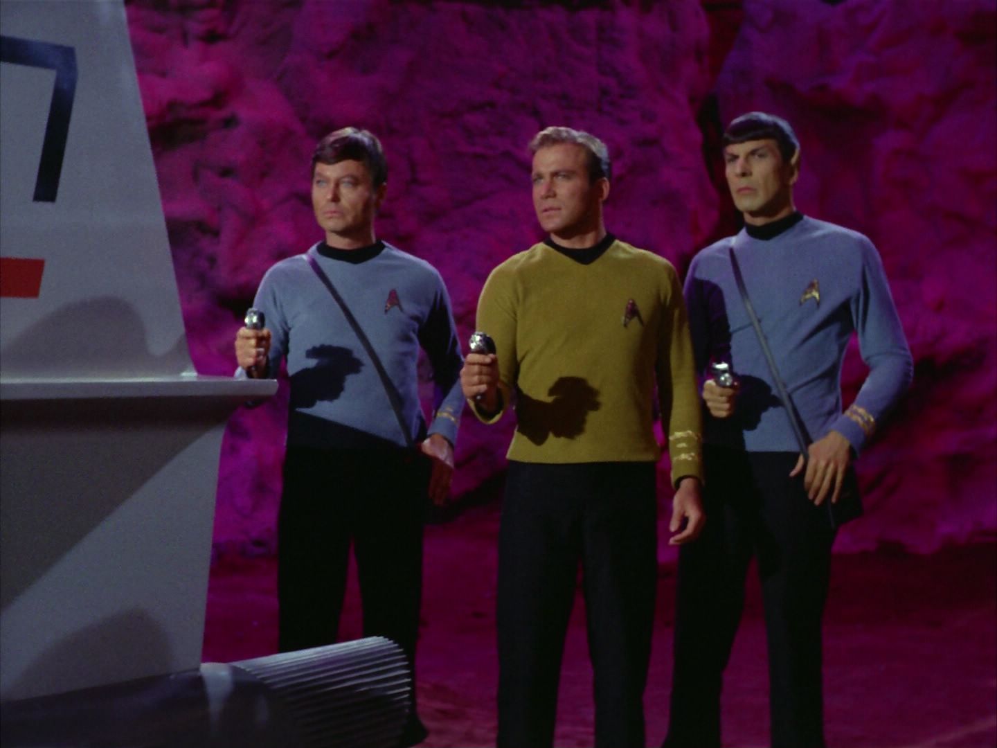 ariane179254_StarTrek_2x09_Metamorphosis_0455.jpg