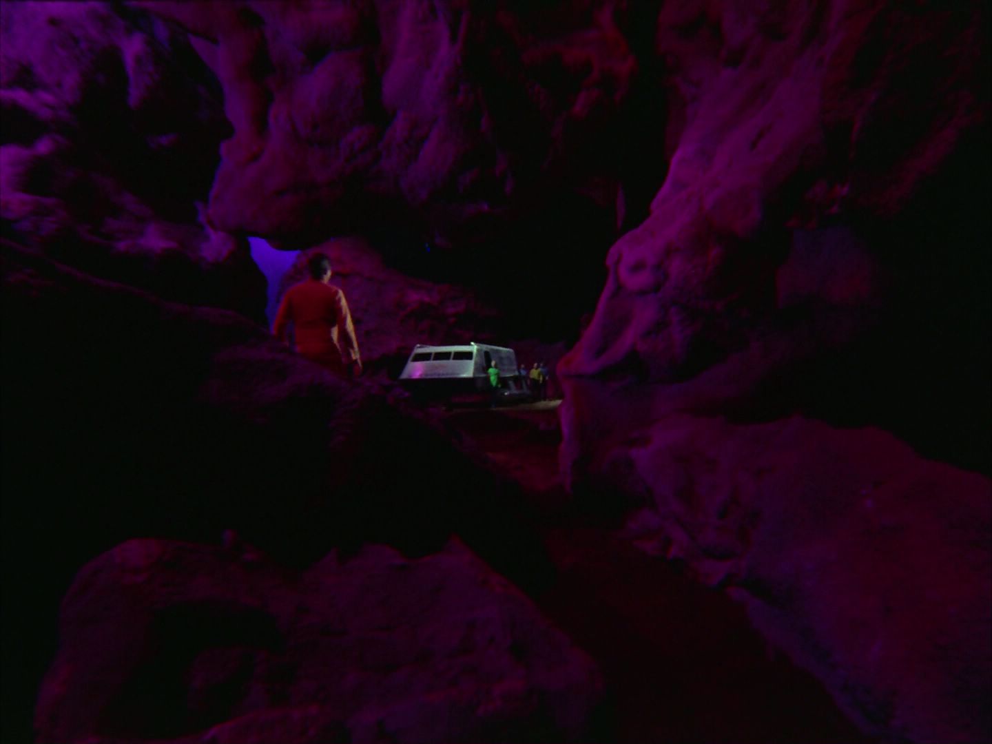 ariane179254_StarTrek_2x09_Metamorphosis_0456.jpg