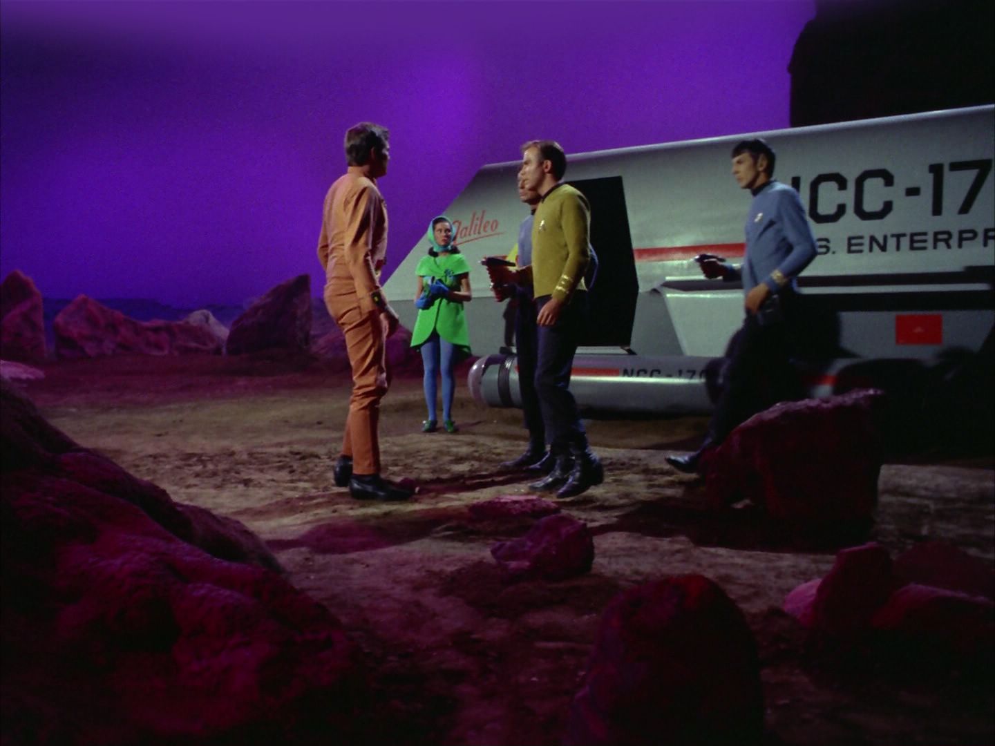 ariane179254_StarTrek_2x09_Metamorphosis_0470.jpg