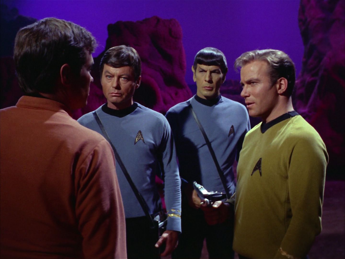 ariane179254_StarTrek_2x09_Metamorphosis_0508.jpg