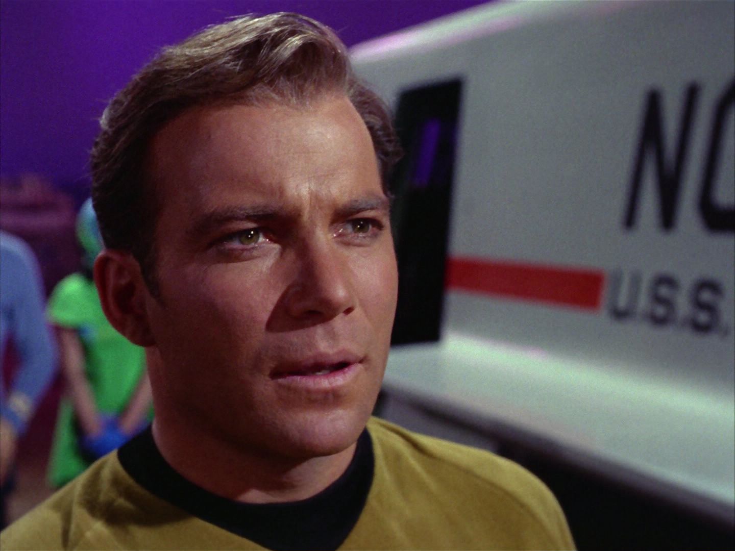 ariane179254_StarTrek_2x09_Metamorphosis_0604.jpg