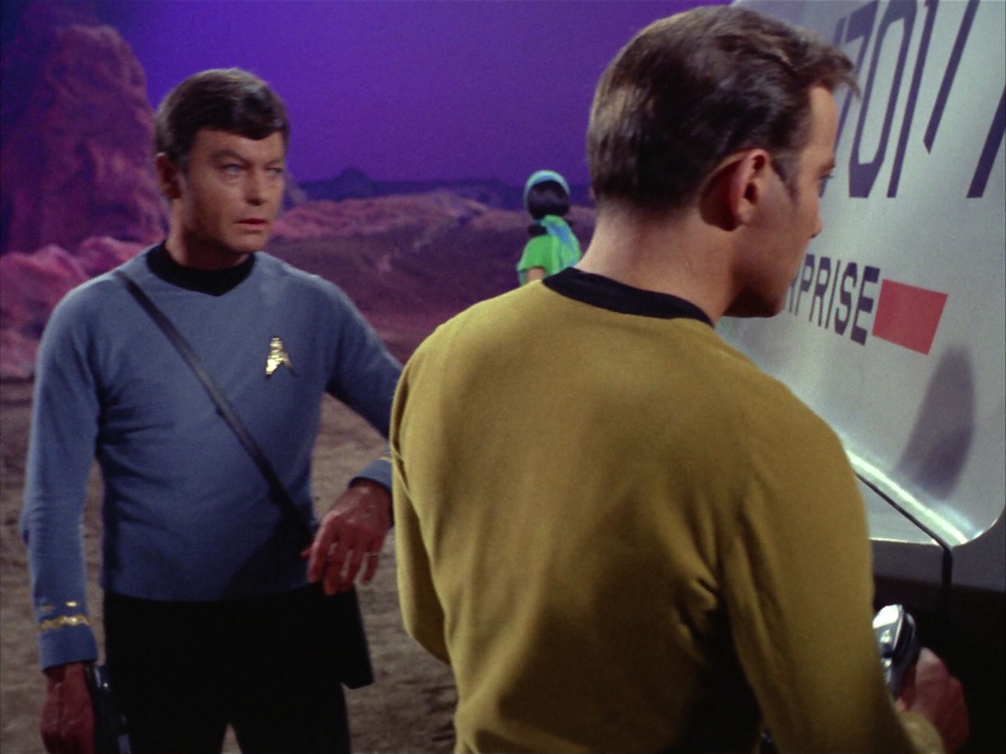 ariane179254_StarTrek_2x09_Metamorphosis_0665.jpg