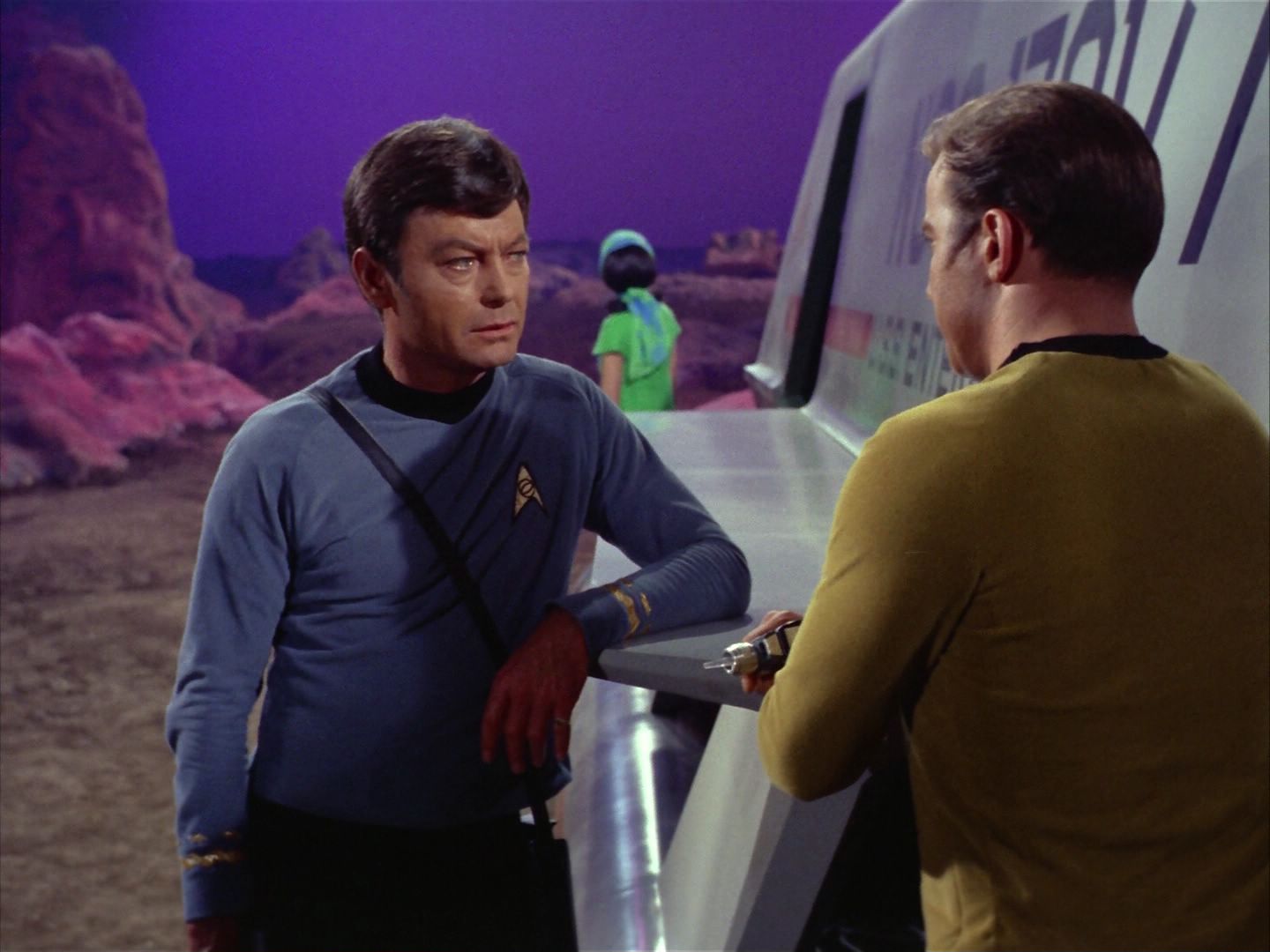 ariane179254_StarTrek_2x09_Metamorphosis_0668.jpg