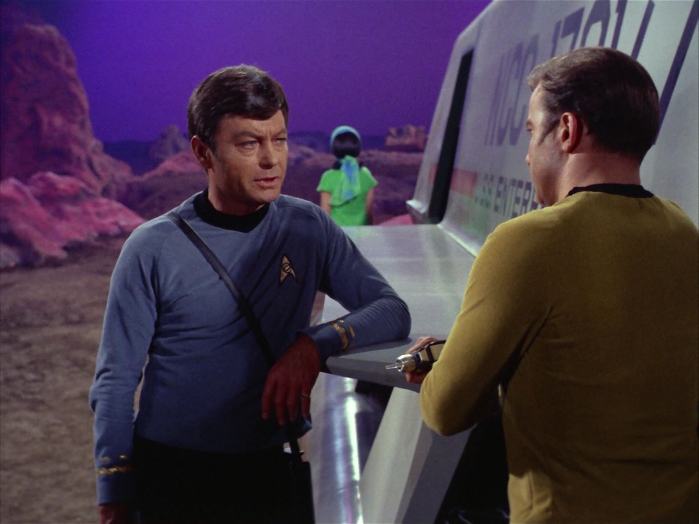 ariane179254_StarTrek_2x09_Metamorphosis_0669.jpg