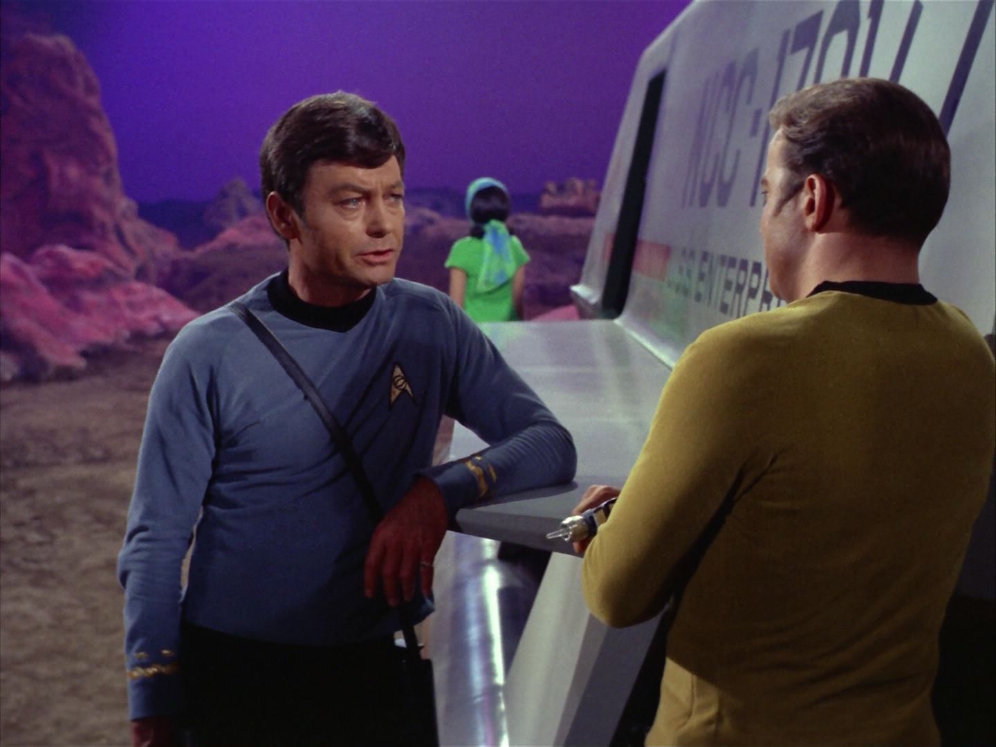 ariane179254_StarTrek_2x09_Metamorphosis_0670.jpg