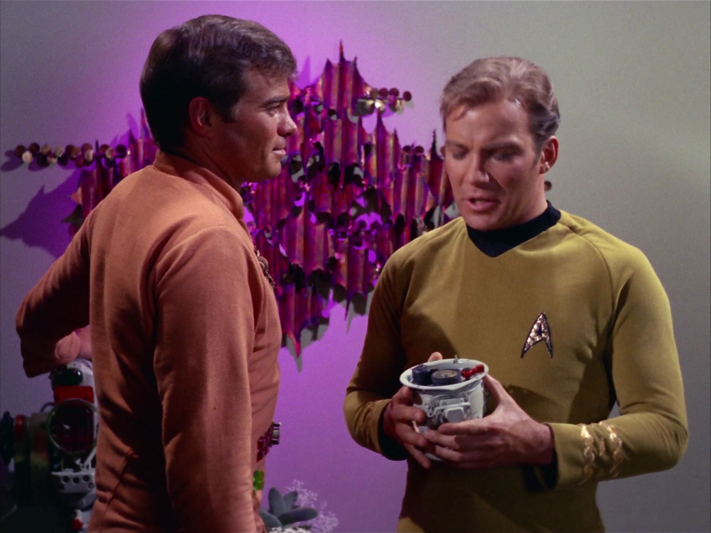 ariane179254_StarTrek_2x09_Metamorphosis_0749.jpg