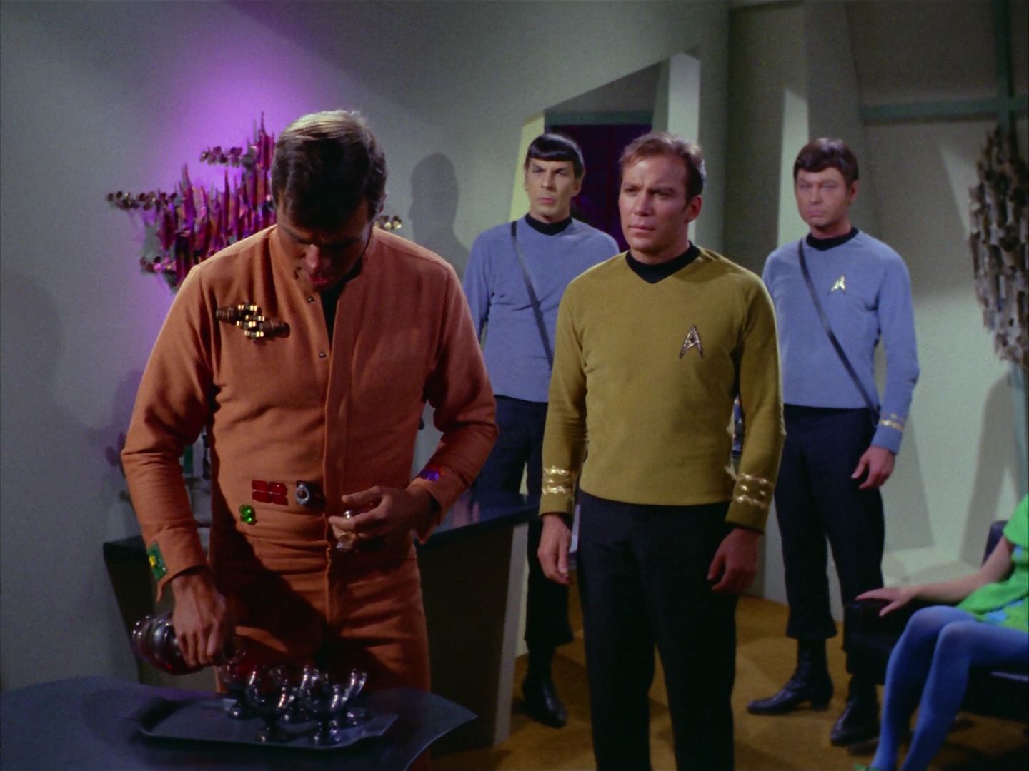 ariane179254_StarTrek_2x09_Metamorphosis_0823.jpg
