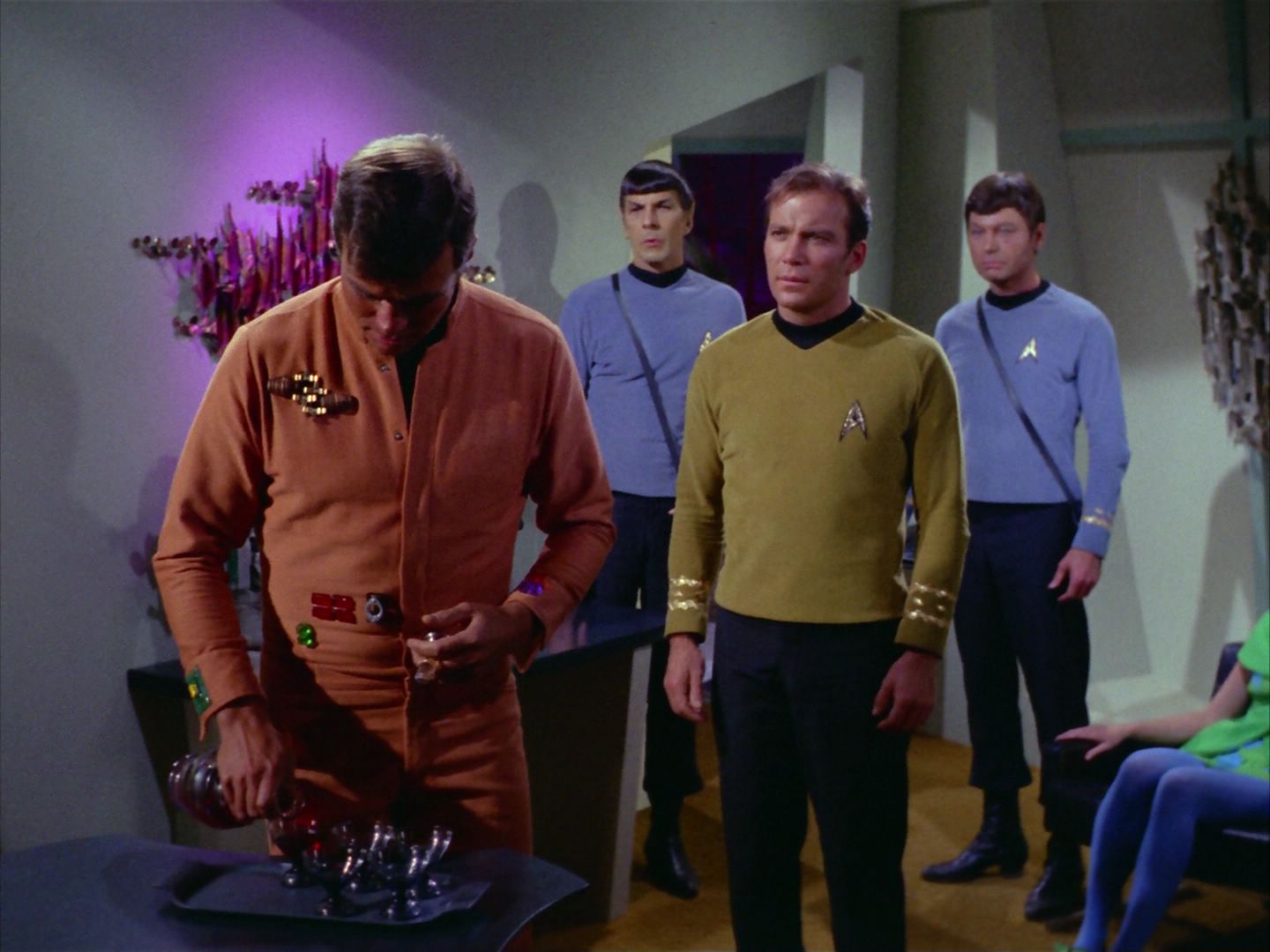 ariane179254_StarTrek_2x09_Metamorphosis_0825.jpg