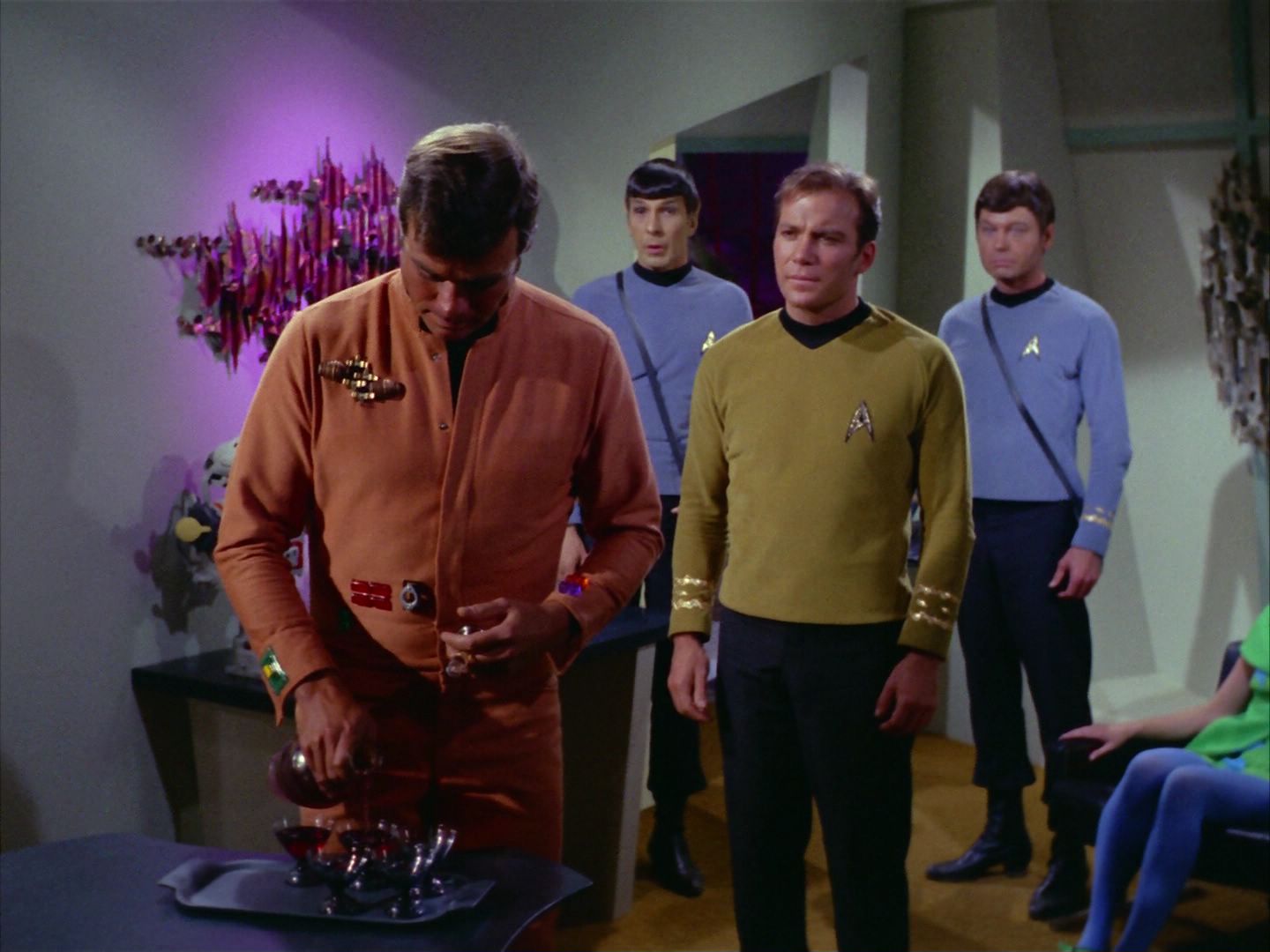 ariane179254_StarTrek_2x09_Metamorphosis_0830.jpg