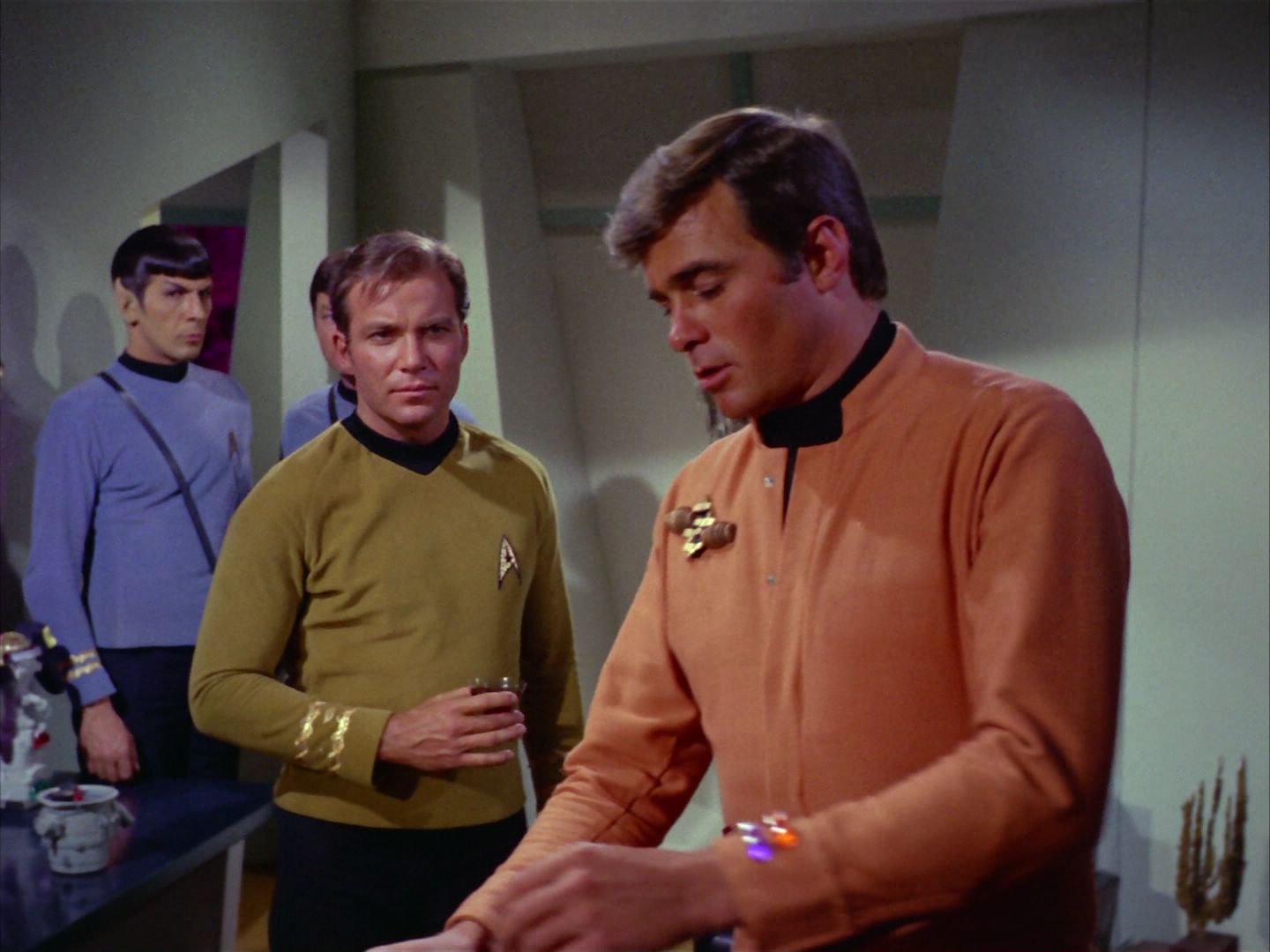 ariane179254_StarTrek_2x09_Metamorphosis_0862.jpg