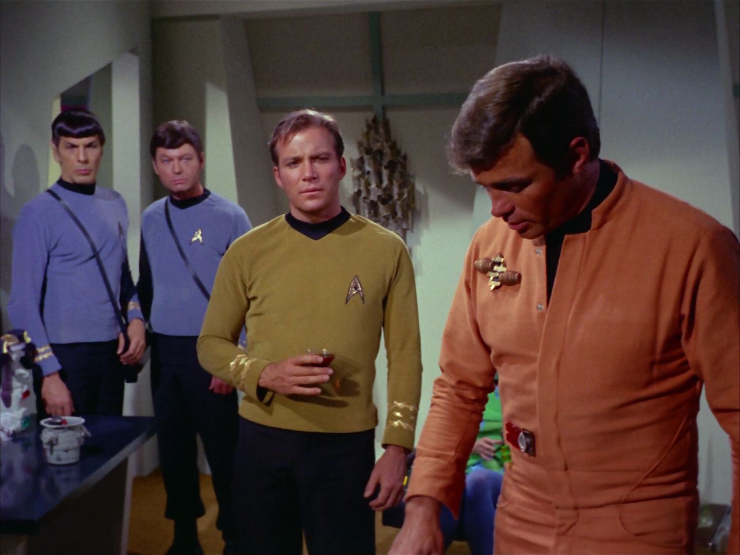 ariane179254_StarTrek_2x09_Metamorphosis_0870.jpg