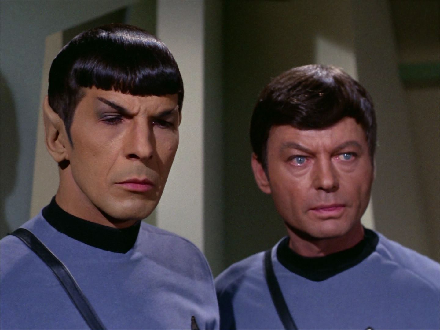 ariane179254_StarTrek_2x09_Metamorphosis_0902.jpg