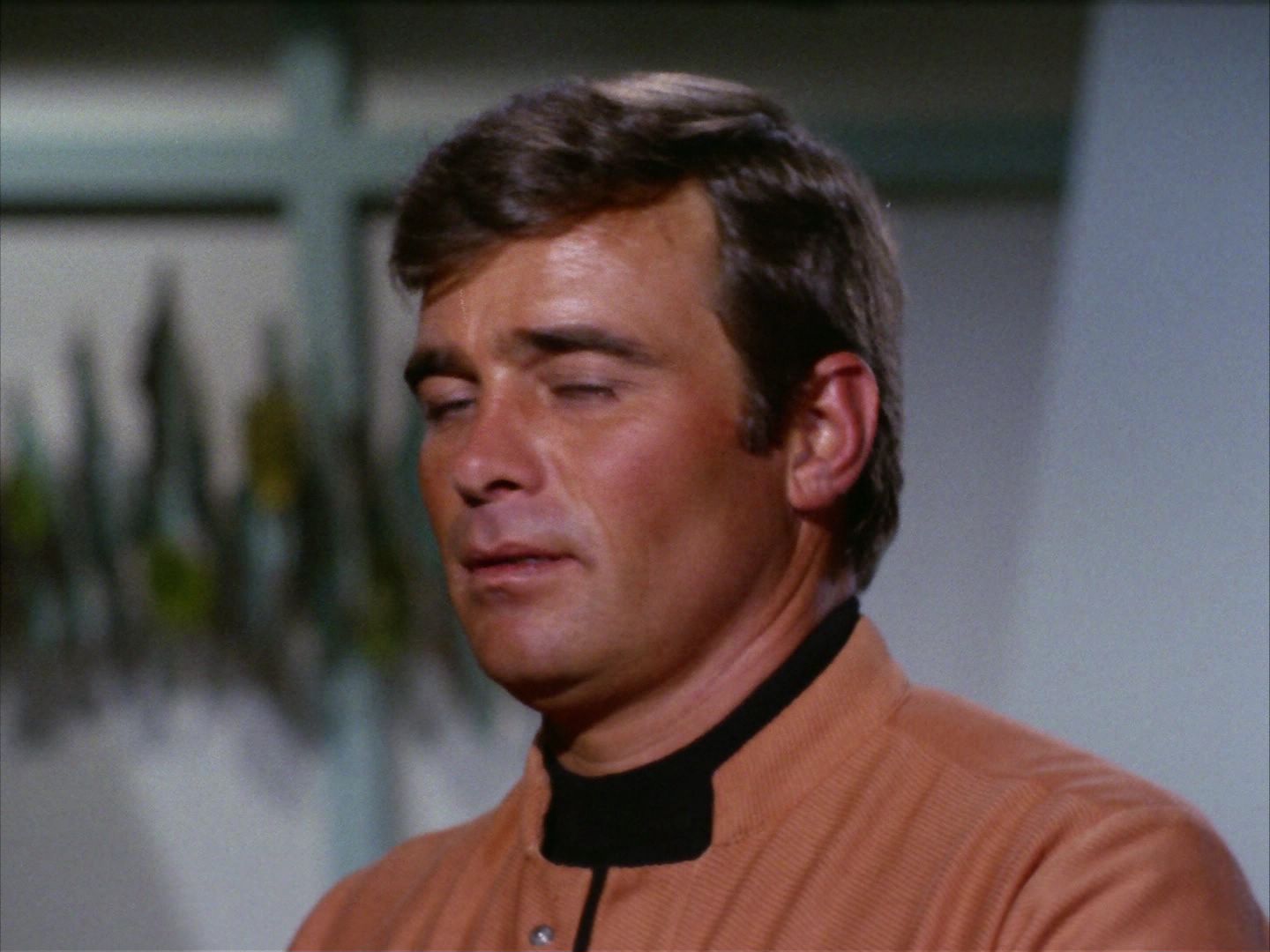 ariane179254_StarTrek_2x09_Metamorphosis_0925.jpg