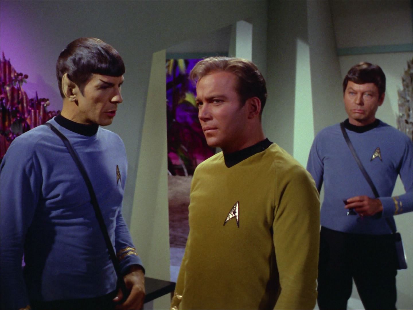 ariane179254_StarTrek_2x09_Metamorphosis_0977.jpg