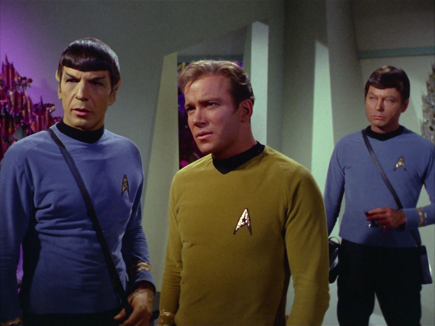ariane179254_StarTrek_2x09_Metamorphosis_0979.jpg