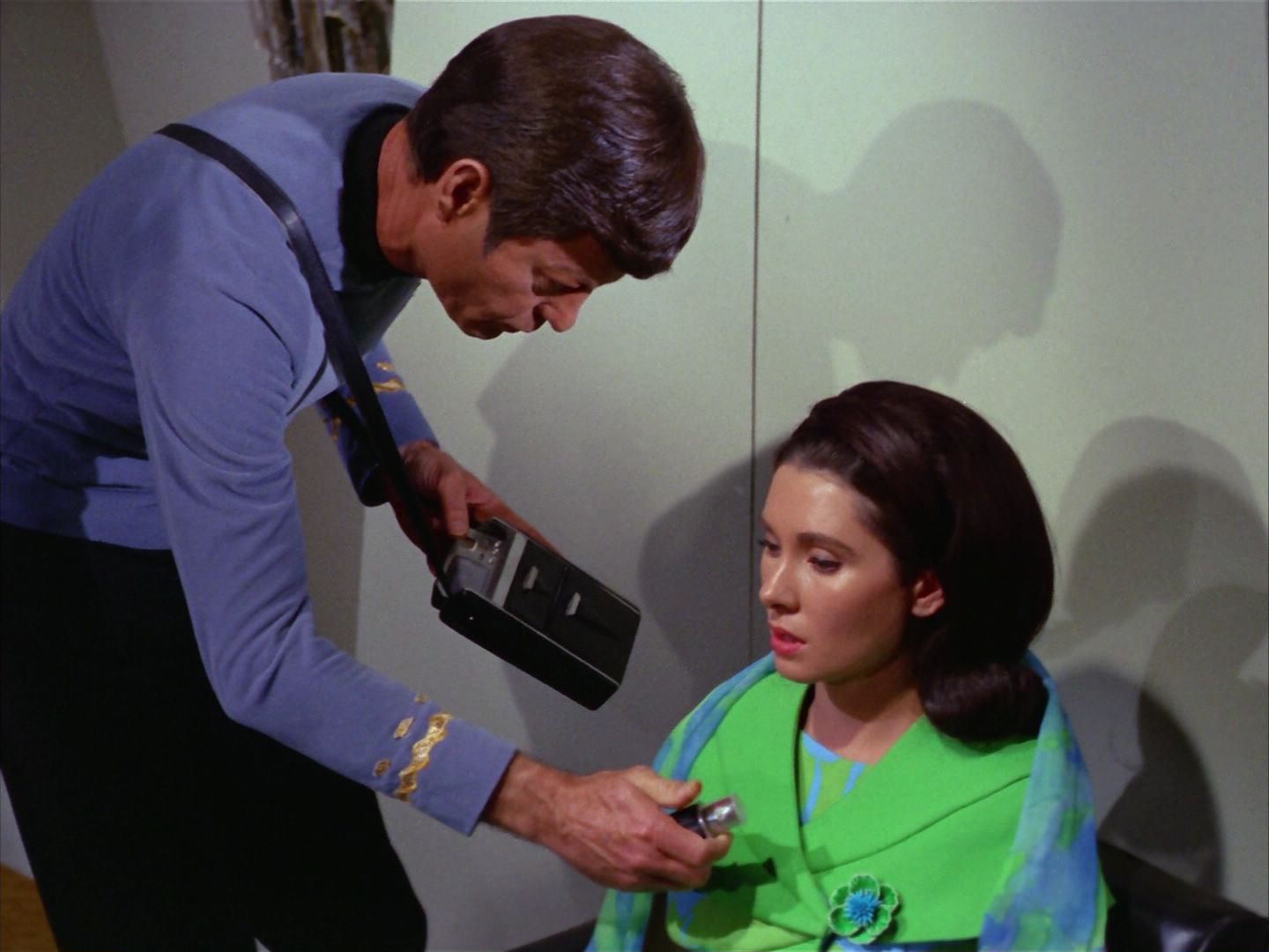 ariane179254_StarTrek_2x09_Metamorphosis_1013.jpg