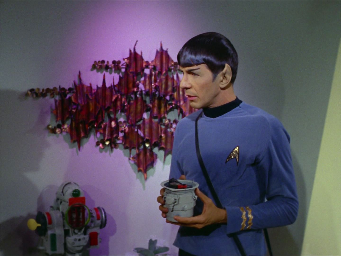 ariane179254_StarTrek_2x09_Metamorphosis_1061.jpg