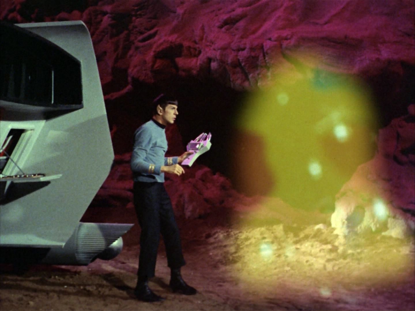 ariane179254_StarTrek_2x09_Metamorphosis_1262.jpg