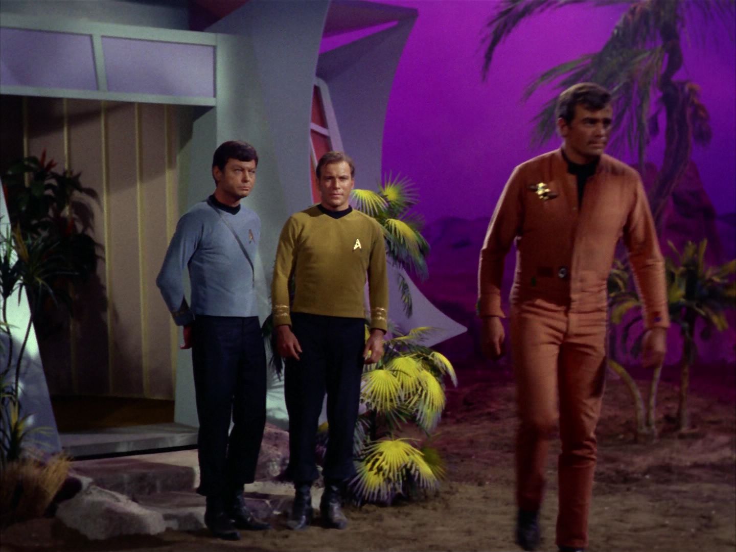 ariane179254_StarTrek_2x09_Metamorphosis_1337.jpg