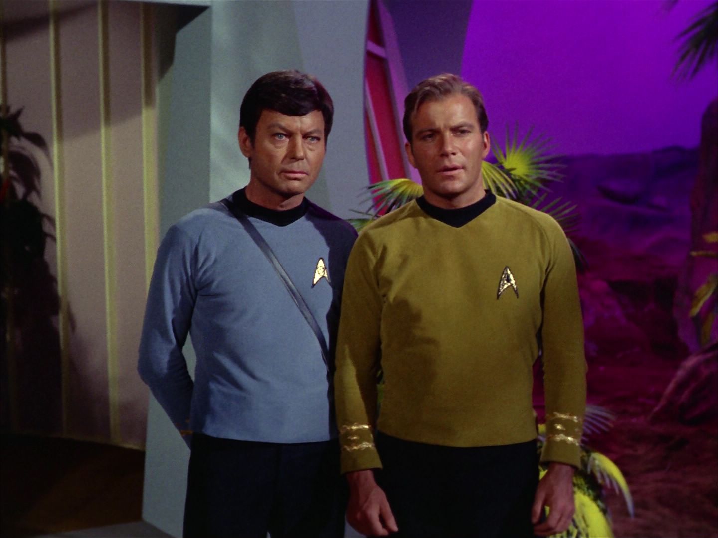 ariane179254_StarTrek_2x09_Metamorphosis_1434.jpg