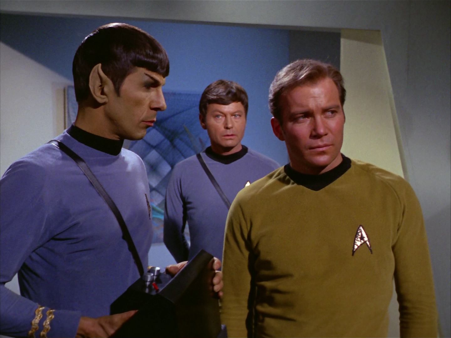 ariane179254_StarTrek_2x09_Metamorphosis_1641.jpg