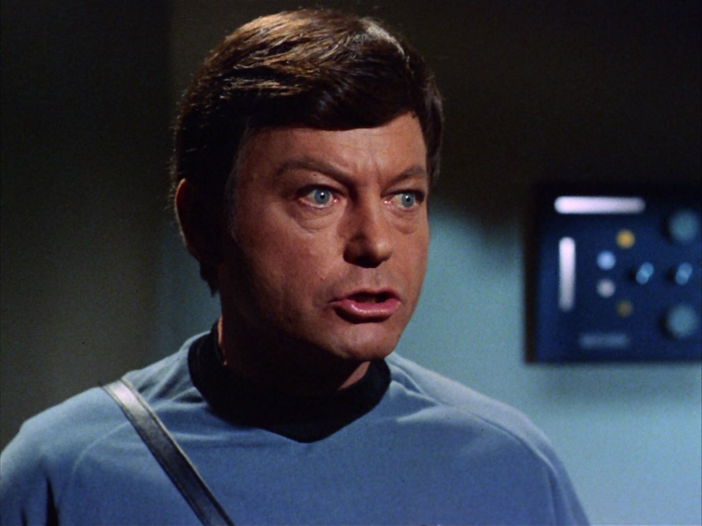 ariane179254_StarTrek_2x09_Metamorphosis_1724.jpg