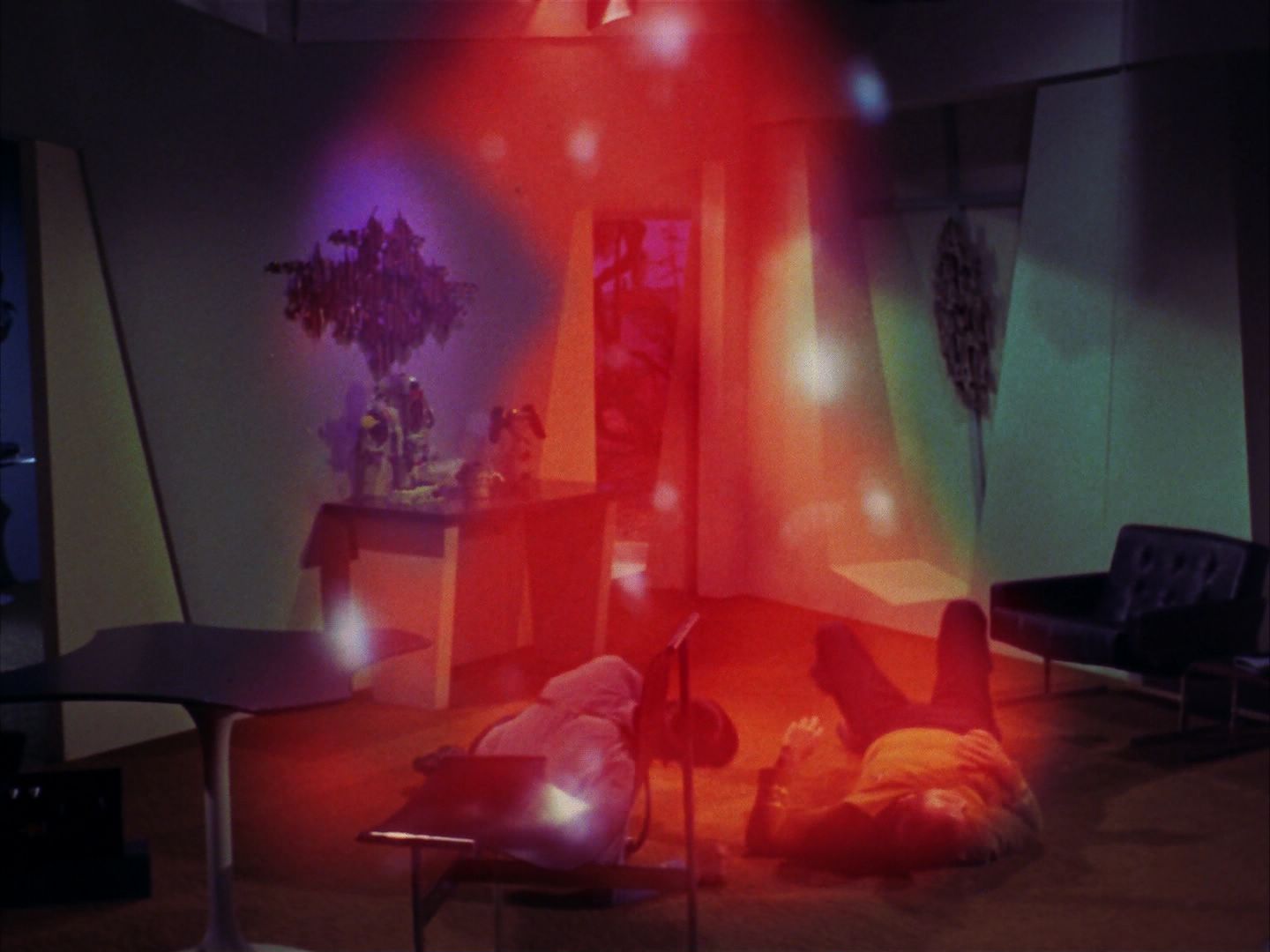 ariane179254_StarTrek_2x09_Metamorphosis_1726.jpg