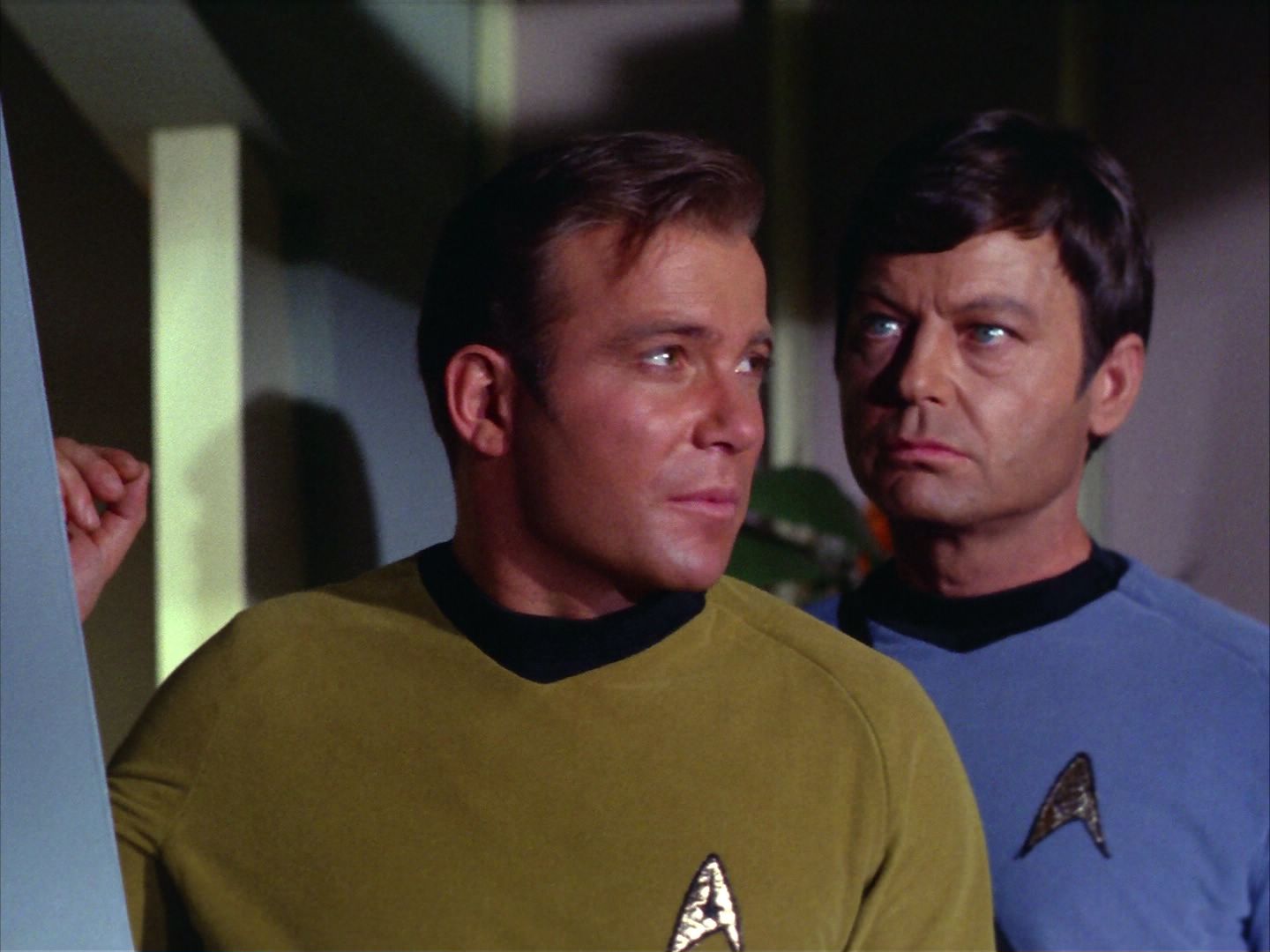 ariane179254_StarTrek_2x09_Metamorphosis_1784.jpg