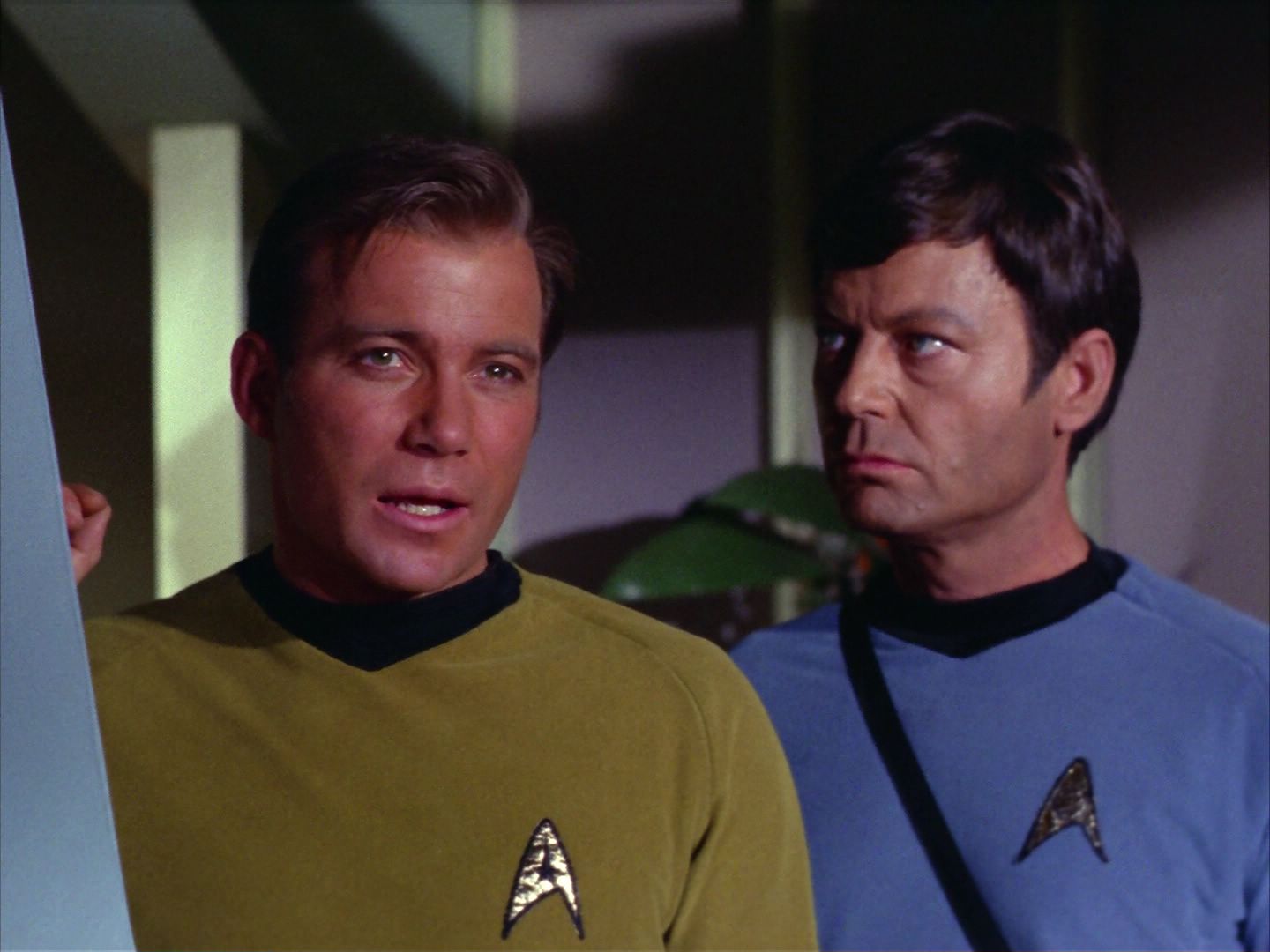 ariane179254_StarTrek_2x09_Metamorphosis_1787.jpg