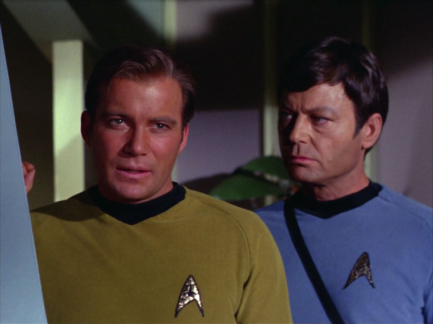 ariane179254_StarTrek_2x09_Metamorphosis_1793.jpg