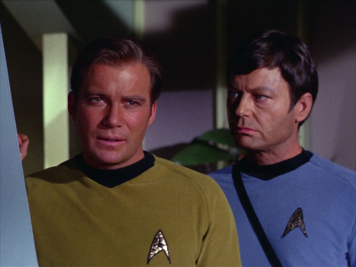 ariane179254_StarTrek_2x09_Metamorphosis_1794.jpg