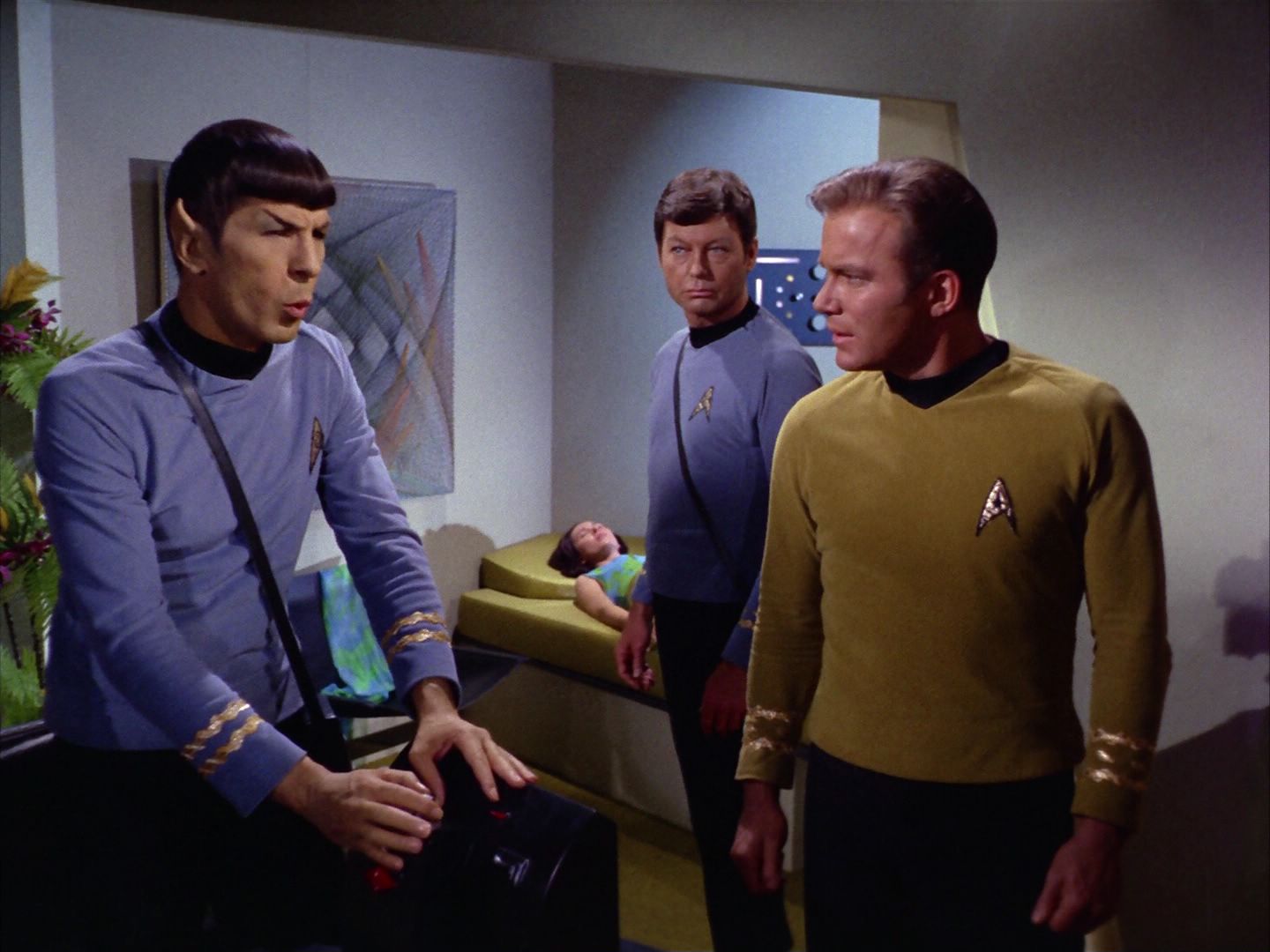 ariane179254_StarTrek_2x09_Metamorphosis_1838.jpg