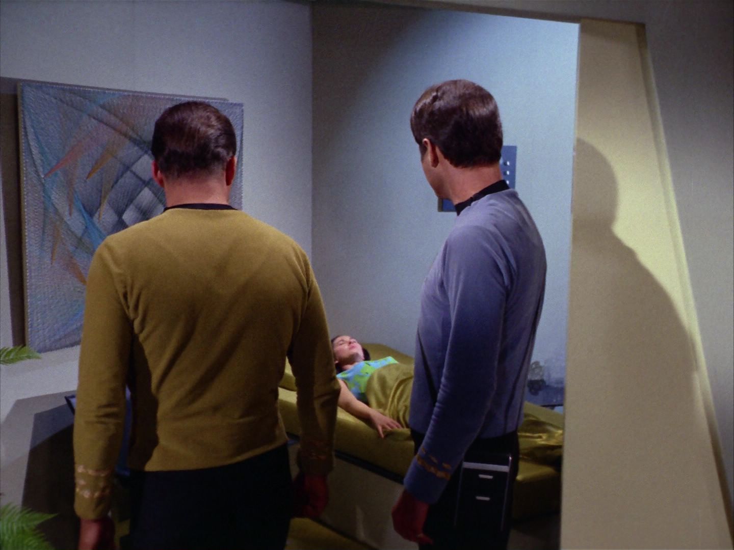 ariane179254_StarTrek_2x09_Metamorphosis_1848.jpg
