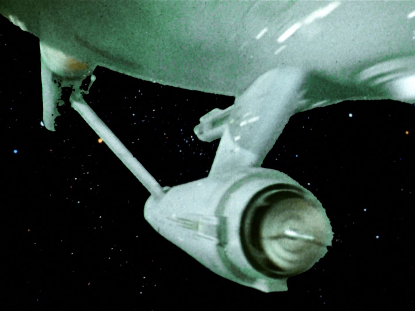 ariane179254_StarTrek_2x09_Metamorphosis_1863.jpg