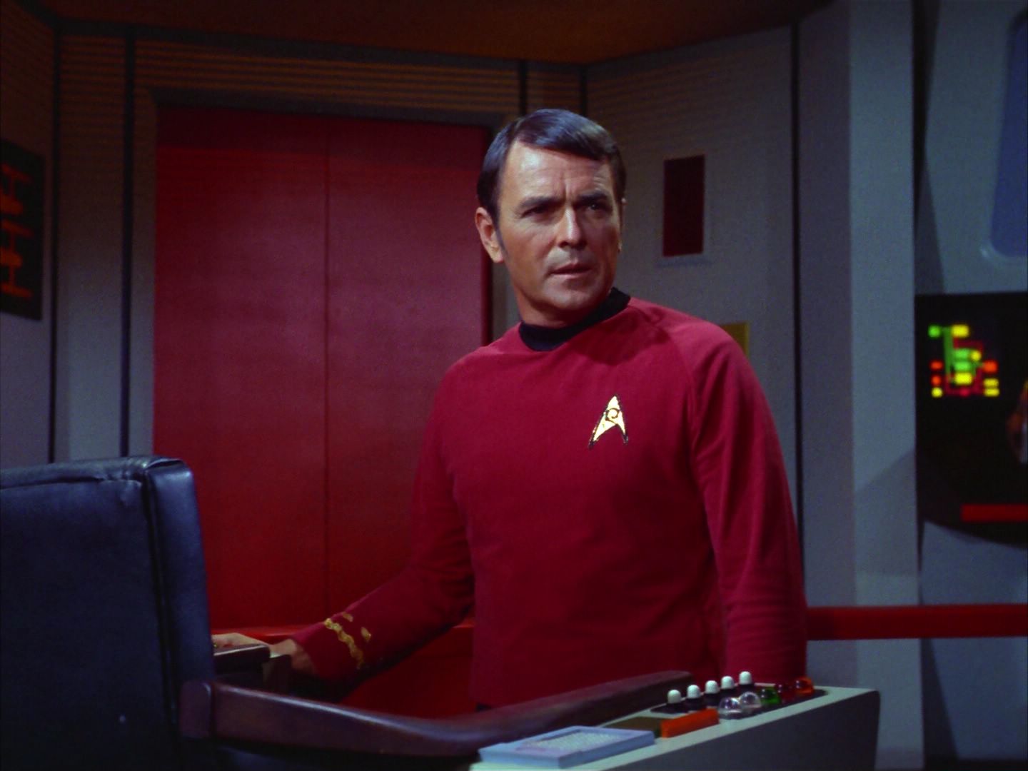 ariane179254_StarTrek_2x09_Metamorphosis_1870.jpg