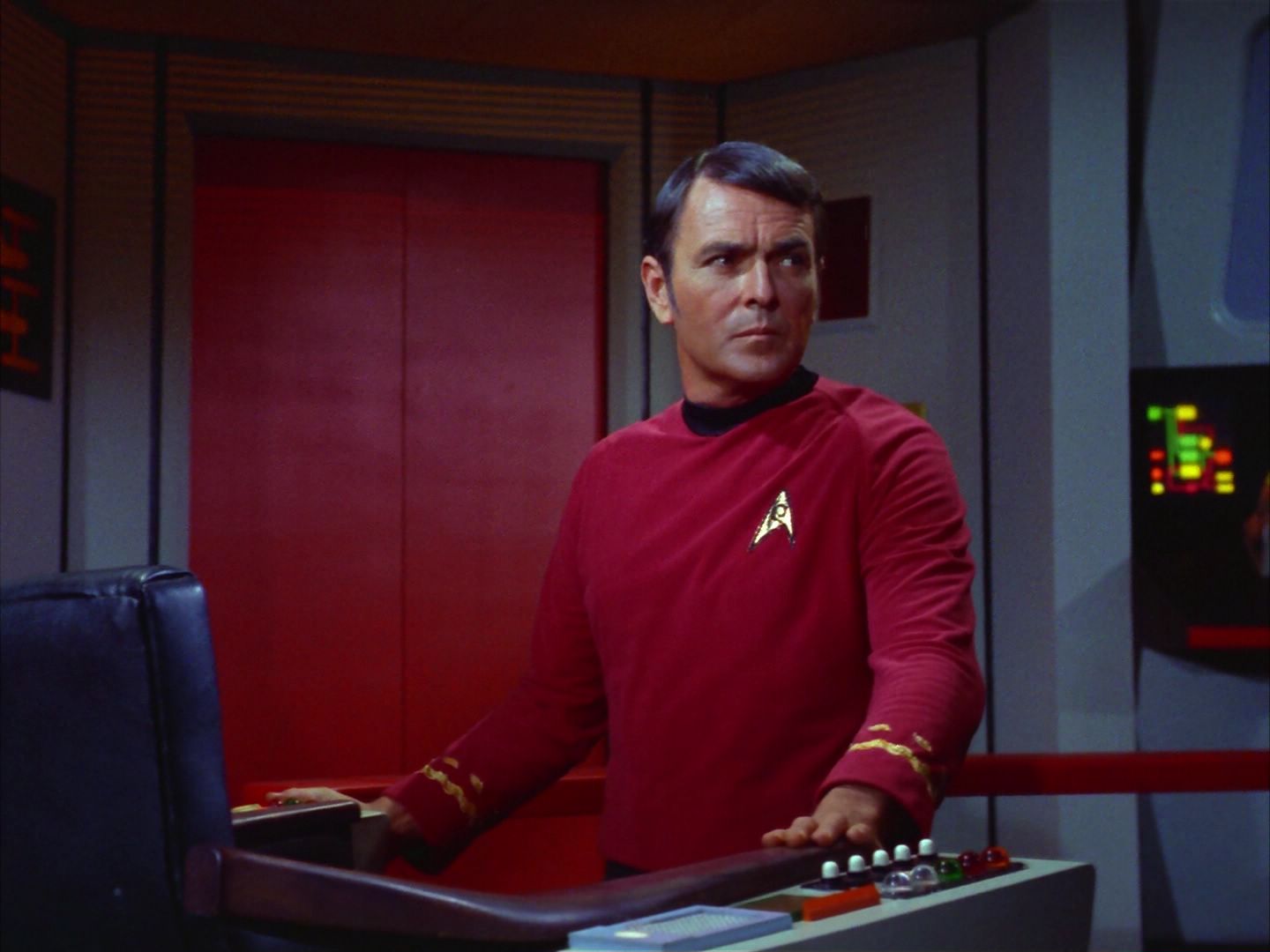 ariane179254_StarTrek_2x09_Metamorphosis_1882.jpg