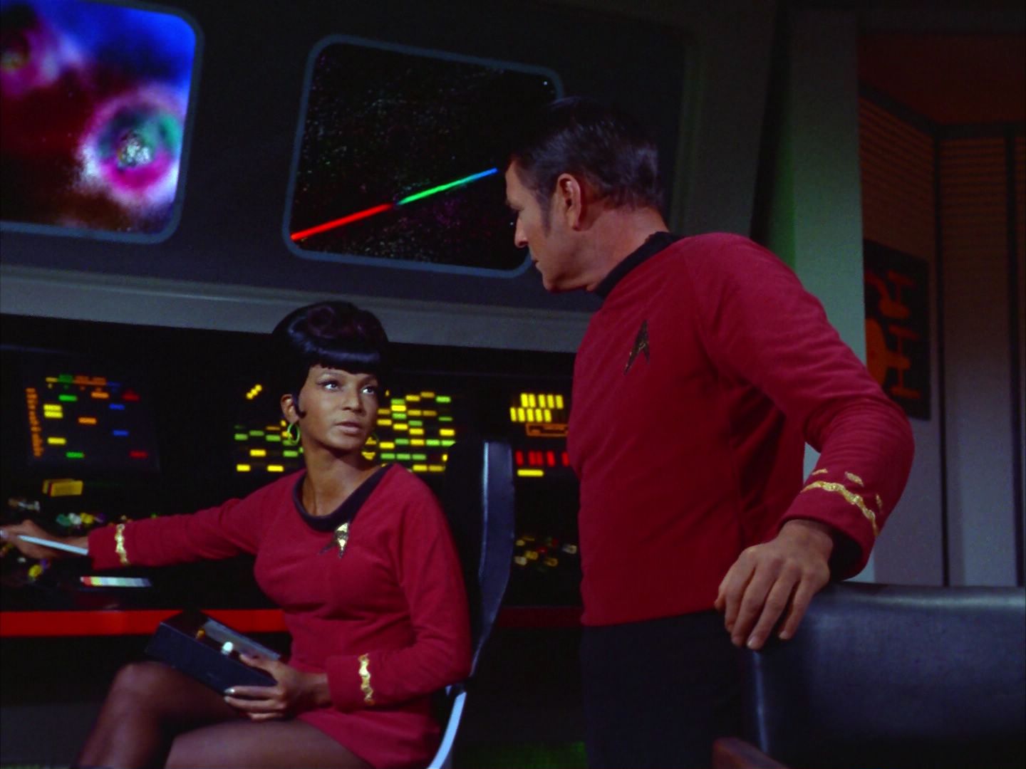 ariane179254_StarTrek_2x09_Metamorphosis_1890.jpg