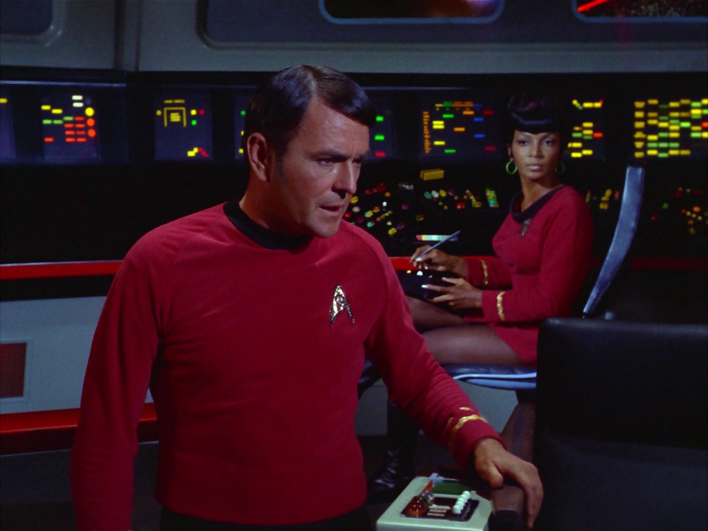 ariane179254_StarTrek_2x09_Metamorphosis_1902.jpg