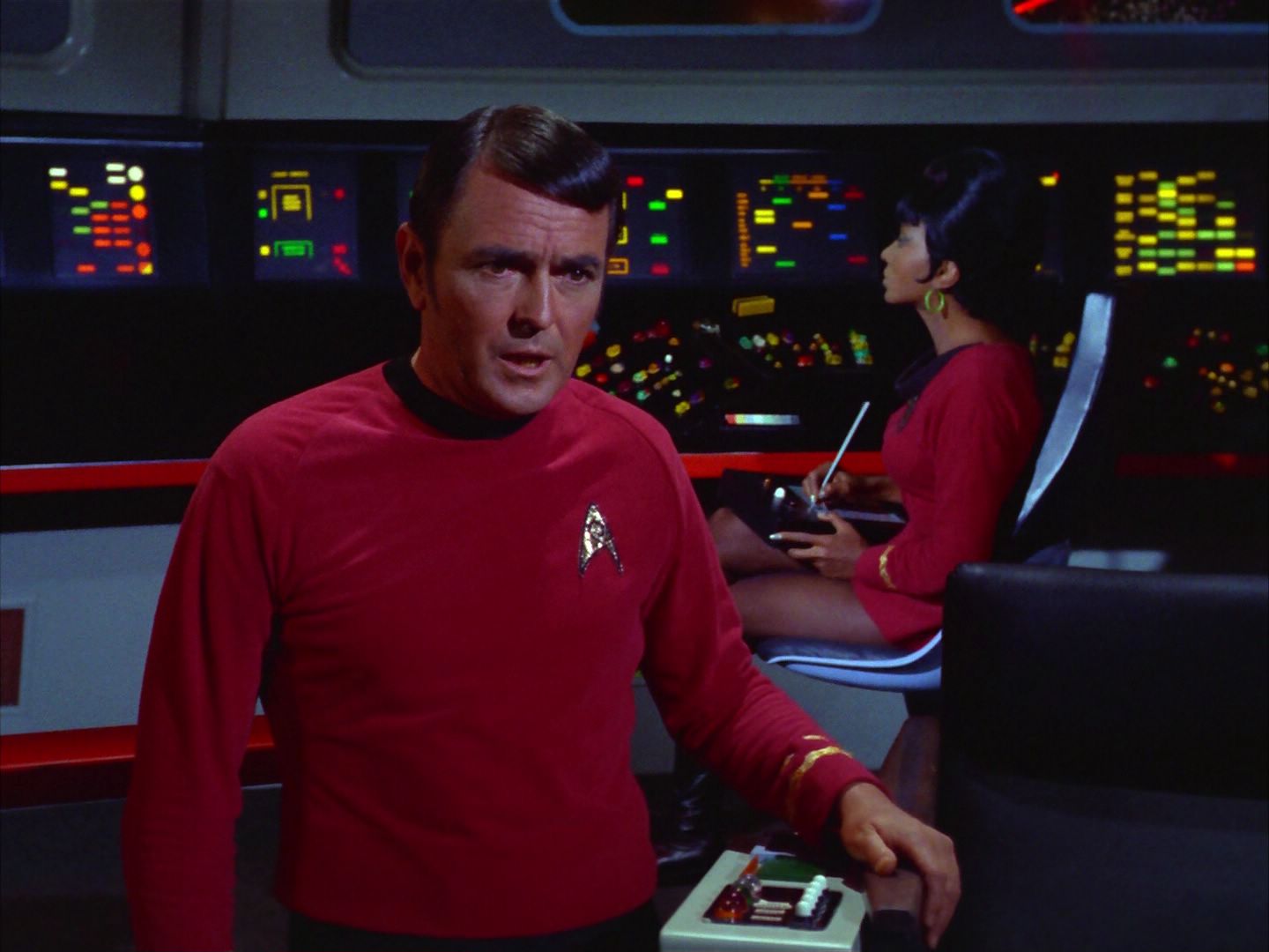 ariane179254_StarTrek_2x09_Metamorphosis_1925.jpg