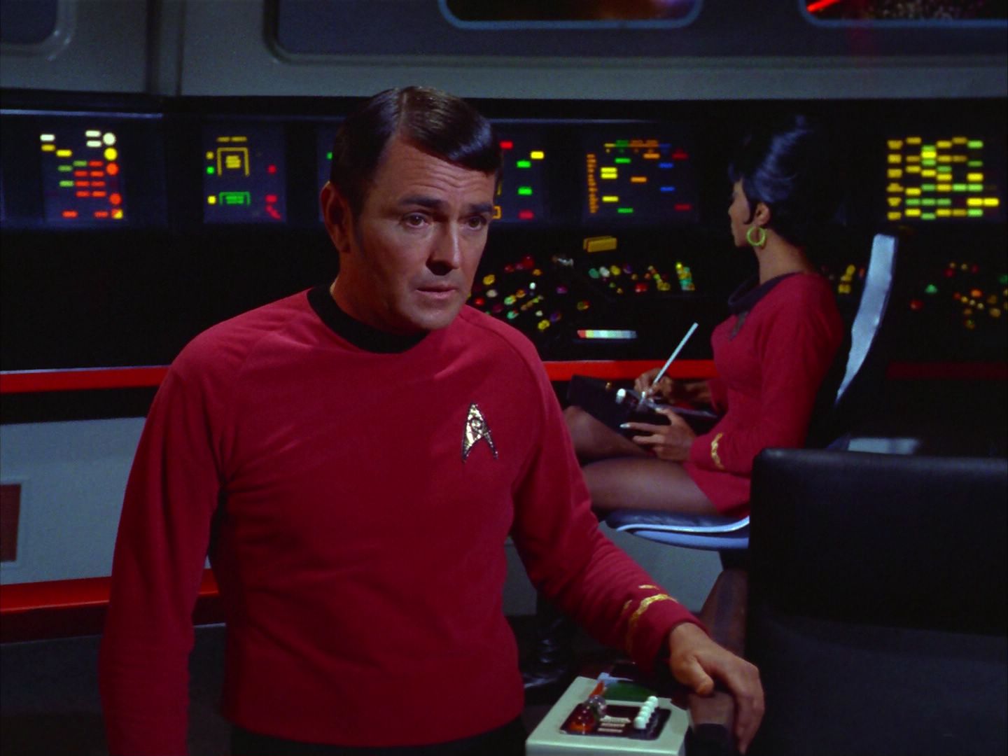 ariane179254_StarTrek_2x09_Metamorphosis_1927.jpg